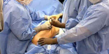 Операцію на стегні зробили 95-річній жінці у Зборові