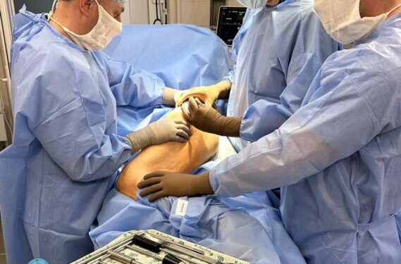 Операцію на стегні зробили 95-річній жінці у Зборові