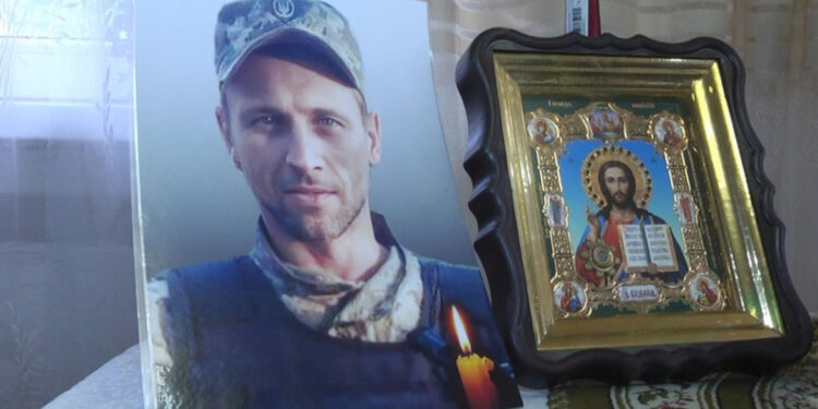 Переплутали тіла бійців: родина полеглого воїна Романа Богодвида з Житомирщини розшукала його тіло | Журнал Житомира