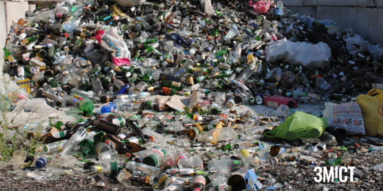 Понад 400 гектарів земель на Полтавщині зайняті сміттям