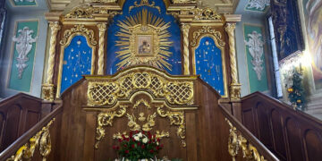 Прославилась багатьма чудами: що відомо про ікону Гошівської Божої Матері «Цариці Карпат»