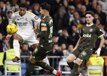 «Реал» с Луниным разгромил «Жирону» Довбика и Цыганкова в битве за лидерство в Ла Лиге