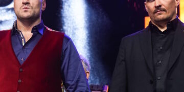 Саудовцы выступили с заявлением по поводу отмены боя Усик – Фьюри – Спорт ):Бокс