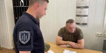 Справу командира про вимагання грошей з підлеглих на Одещині скерували до суду