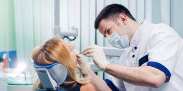 Стоматологічна клініка Symmetrica: ключ до краси та самовпевненості