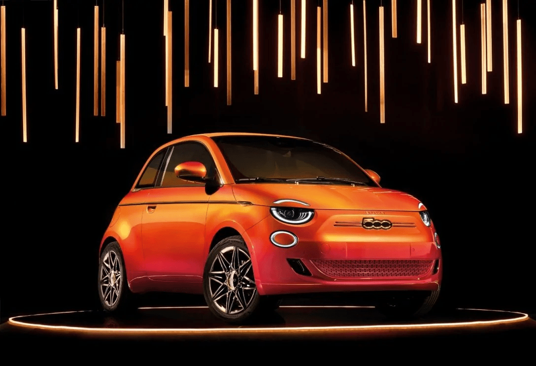 Електромобіль Fiat 500