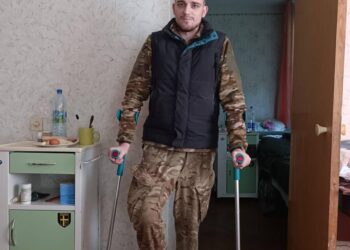 Треба допомога сироті-бійцю 3 ОШБр, який після поранення лишився сам на сам з бідою