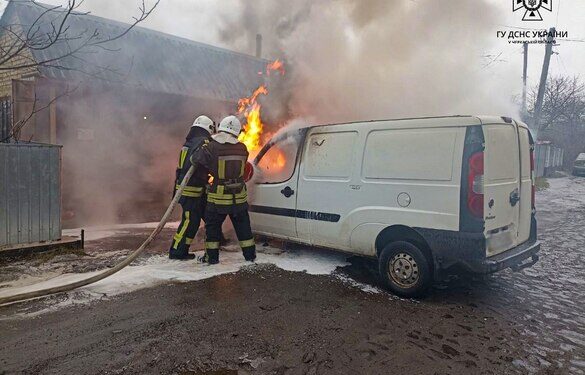 У Черкаському районі загорілося авто (ФОТО)