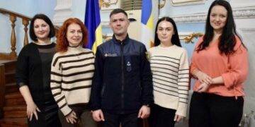 У Миколаєві для працівників ДСНС та поліції провели тренінг у рамках програми ментального здоровʼя «Ти як?» » Миколаївський Оглядач