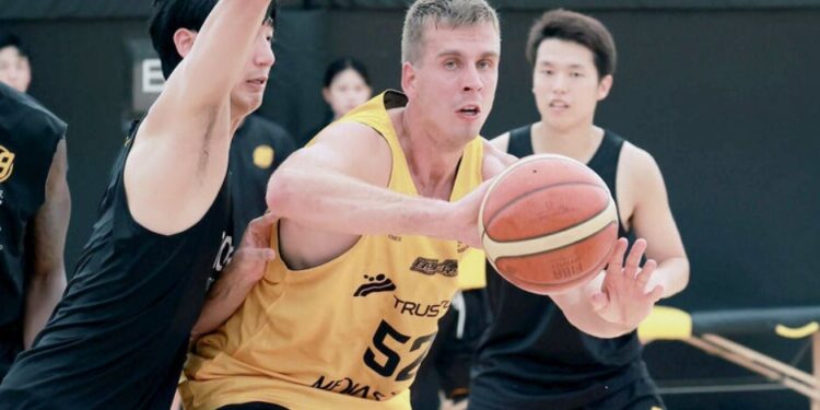 Українці за кордоном: Герун оформив дабл-дабл – Федерація баскетболу України