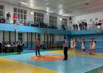 В чемпіонаті ВЮБЛ стартове вкидання виконав сапер ЗСУ – Федерація баскетболу України