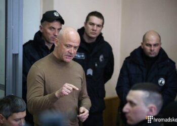 Вищому антикорупційному суду запропонували об’єднати справи Труханова та його експомічниці щодо “Краяну”