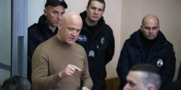 Вищому антикорупційному суду запропонували об’єднати справи Труханова та його експомічниці щодо “Краяну”