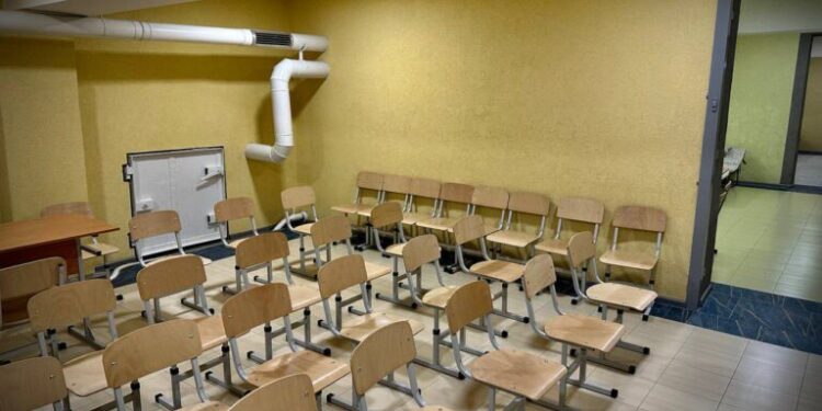 Частина шкіл Запоріжжя переходить до змішаної системи навчання | Новини Запоріжжя