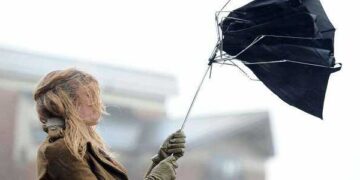 На Київщині очікується сильний ураганний шторм: прогноз погоди | Новини Київ