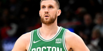 Святослав Михайлюк провів рекордні для себе хвилини в регулярному чемпіонаті НБА | Баскетбол |