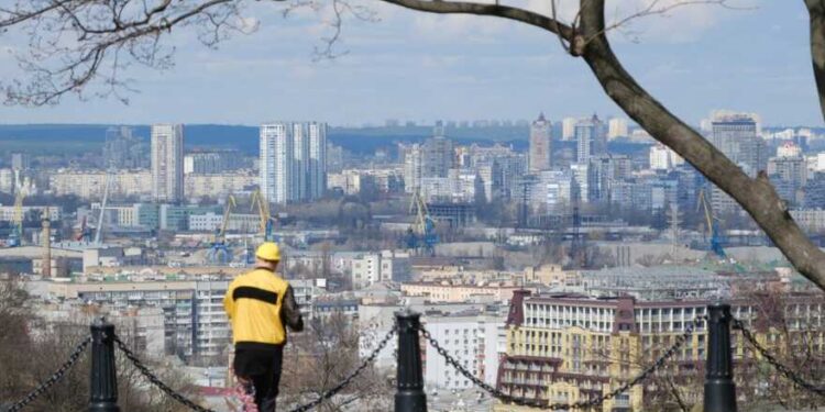 На Київщині прогнозують серйозне погіршення погоди: синоптики | Новини Київ