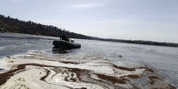 У Запоріжжі ліквідовано нафтову пляму після витоку через обстріли | Новини Запоріжжя