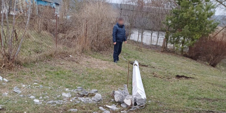 На Черкащині нетверезий водій в’їхав у стовп та розбив автомобіль – Новини Черкасс