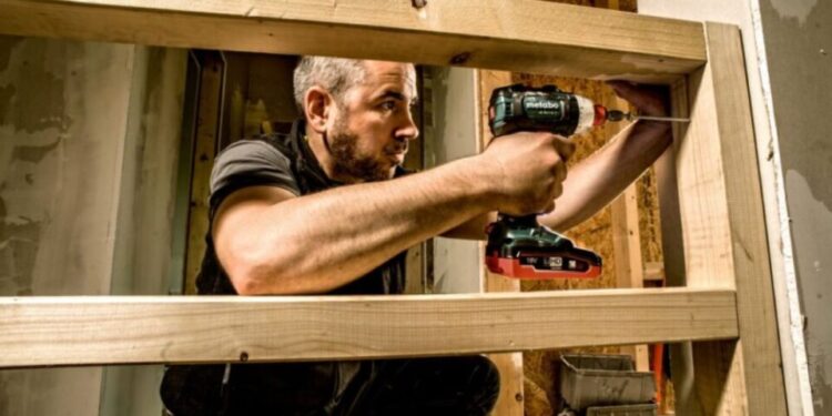 Безпровідний або провідний: який шуруповерт вибрати | Терміново новини Тернополя