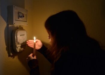 Через замикання, в одному із сіл біля Миколаєва вночі було відсутнє електропостачання » Миколаївський Оглядач