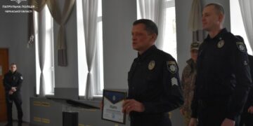 Черкаський патрульний, який прославився у ТікТоці, отримав відзнаку — Новини Черкащіни