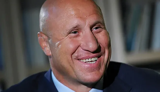 Глава спортивної боротьби росії проїхався по президенту МОК: «Залиш свою посаду» | Боротьба |