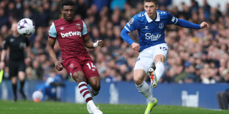 «Эвертон» с Миколенко проиграл в матче АПЛ против «Вест Хэма»