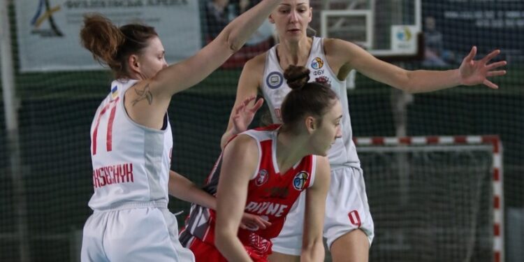Франківськ-Прикарпаття впевнено обіграв Рівне-ОШВСМ в жіночій Суперлізі – Федерація баскетболу України