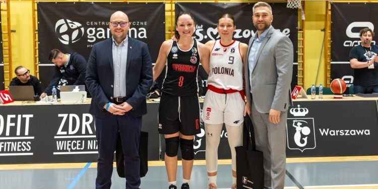 Франківськ-Прикарпаття зіграє у фіналі Європейської ліги – Федерація баскетболу України