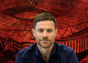 Хабі Алонсо відреагував на фантастичний камбек Байєра у матчі-відповіді 1/8 фіналу Ліги Європи | Єврокубки