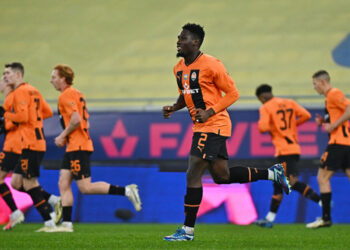 І в чужі, і в свої ворота