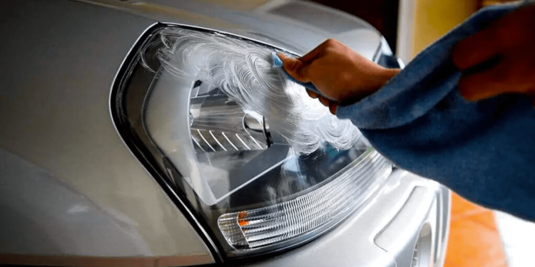 Як очистити пожовклі фари авто в домашніх умовах: інструкція | |