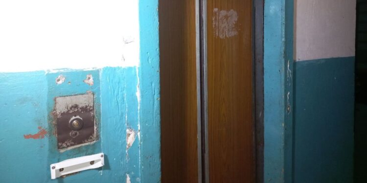 Ліфти у Полтаві: влада обіцяє відновити їхню роботу – ПОЛТАВА СЬОГОДНІ