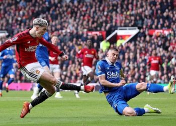 Миколенко стал худшим игроком матча «Манчестер Юнайтед» – «Эвертон»