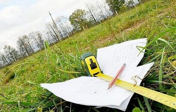 На Черкащині державний кадастровий реєстратор незаконно зареєструвала земельну ділянку