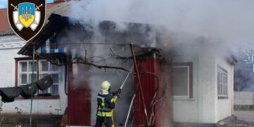 На Черкащині під час пожежі врятували малолітню дитину