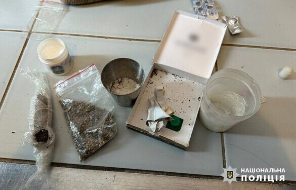 На Уманщині чоловік зберігав вдома понад кілограм коноплі