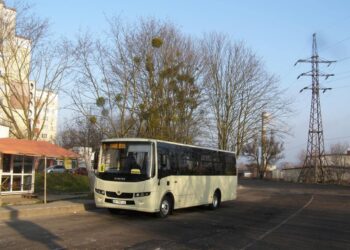 Нові комунальні автобуси вже вийшли на маршрут у Рівному