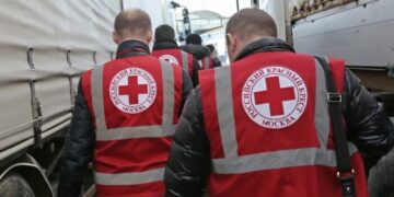 Омбудсман Лубінець вимагає розслідування діяльності російського Червоного хреста – Экономика