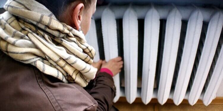 Опалення немає у деяких будинках Тернополя через аварію на Бродівській