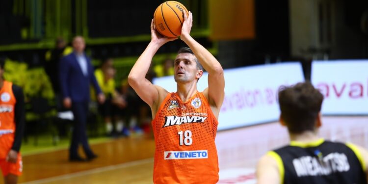 Перед фіналом регулярки Суперліги Favbet: кращі за результативністю – Федерація баскетболу України