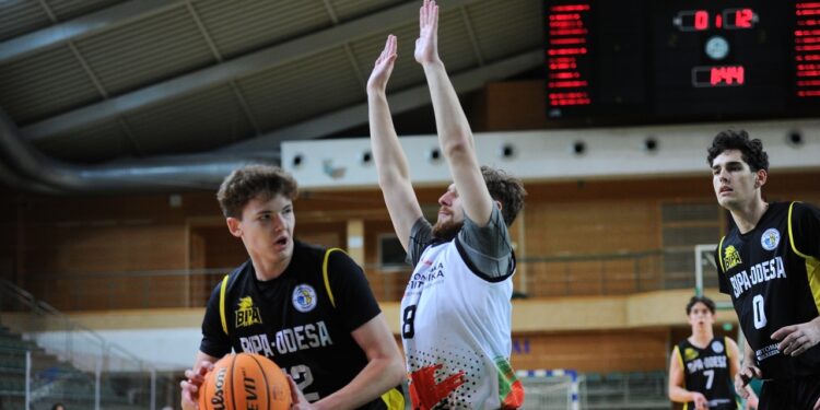 Перша ліга: перемоги Хмельницького-2 та БІПИ-2 у Києві – Федерація баскетболу України