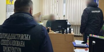 Поліцейські затримали військових за підозрою у розтраті бюджетних коштів