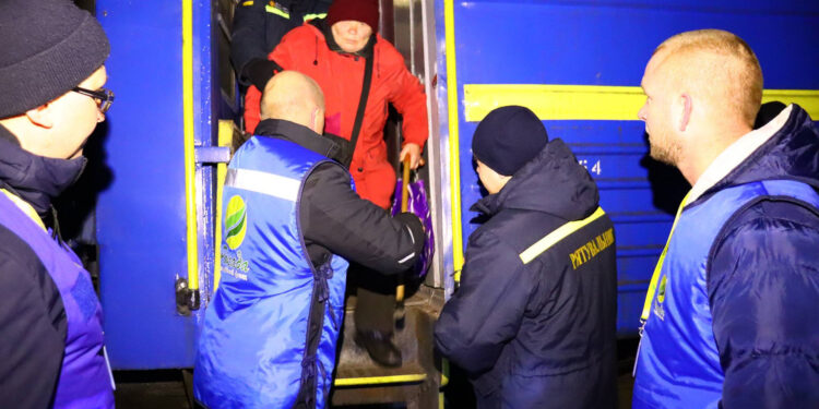 Прихисток на Житомирщині знайшли 52 переселенці зі сходу | Журнал Житомира