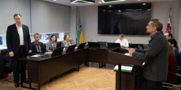 Про співпрацю у міськраді говорили представники закладів профтехосвіти та роботодавці  — Новини Черкащіни