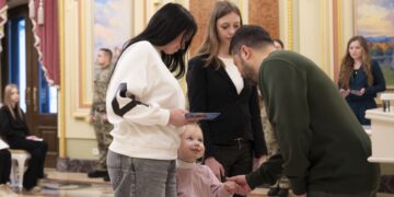 Родинам трьох полеглих Героїв України з Полтавщини передали сертифікати на квартири