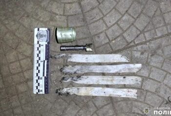 Розбирав касетний боєприпас – у Миколаєві поліцейські розслідують обставини отримання тяжких тілесних ушкоджень чоловіком » Миколаївський Оглядач