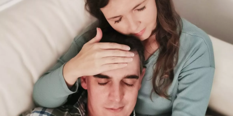 Сенсорний терапевт: скільки можна заробити, обіймаючи незнайомих людей – Экономика