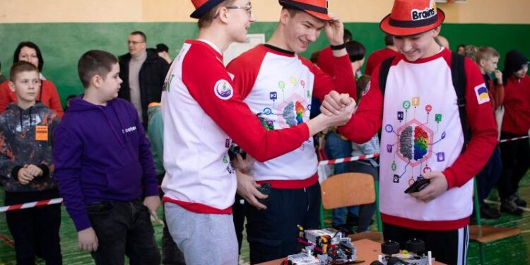 Ще більше команд, ще технологічніші рішення: в області провели фестиваль із робототехніки – Новини Черкас